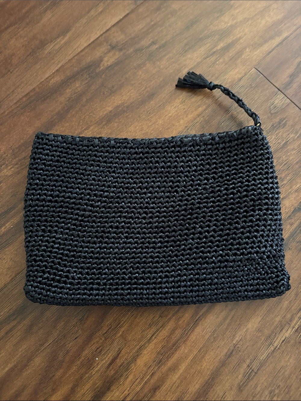 Black Raffia Woven Tassel Clutch - Picture 1 of 6